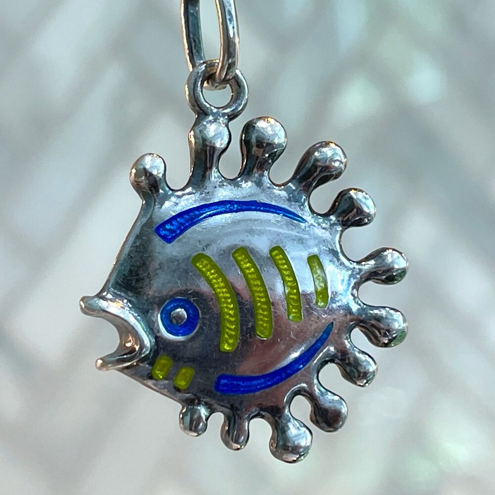 Solid 925 Silver & Enamel Tropical Fish on a 28" Solid Sterling Rolo Chain